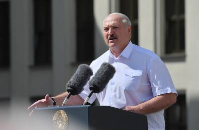 Лукашенко захотел поучаствовать в строительстве космодрома "Восточный"