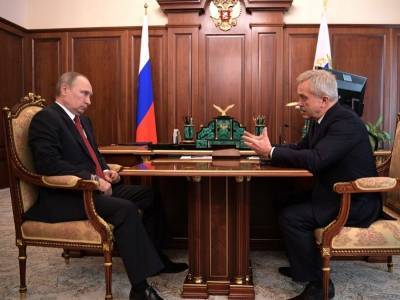 Путин принял отставку главы Белгородской области Евгения Савченко