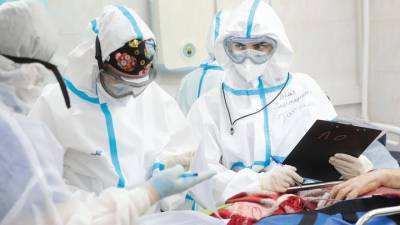 Десять депутатов Госдумы попали в больницу с коронавирусом