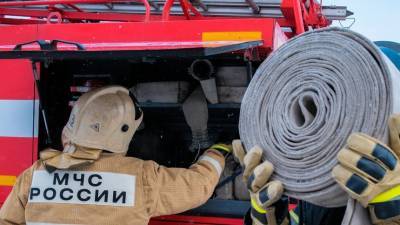 Почти 50 грудничков эвакуировали из перинатального центра в Калуге из-за пожара