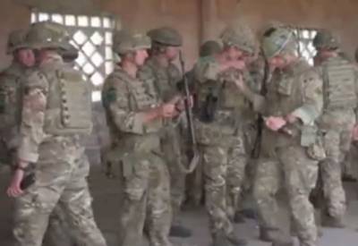 В Украину прибыли элитные войска Великобритании, видео: "Готовятся к отражению атаки..."