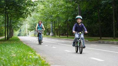 Столичные парки снизят цены на аренду велосипедов и самокатов 22 сентября