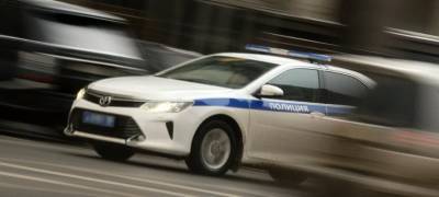 Полицейские Петрозаводска обстреляли машину с пьяным водителем за рулем