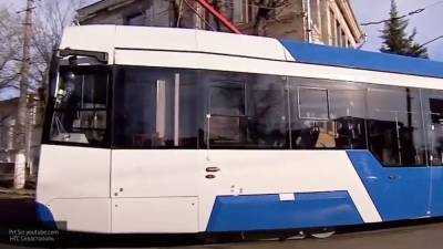 Презентация нового трамвая "Корсар" прошла в Петербурге