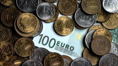 Эксперт прокомментировал ситуацию с курсом евро