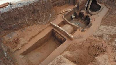 В Китае во время реконструкции трущоб нашли гробницу возрастом две тысячи лет