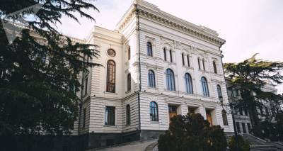 Тбилисский государственный университет приглашает на конкурс писателей "Осенняя легенда"