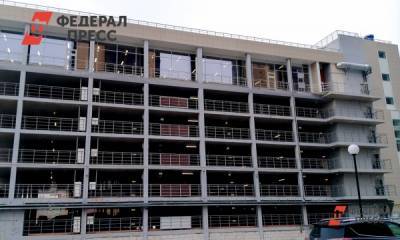 Мэрия Екатеринбурга через суд добивается отмены строительства дома над паркингом
