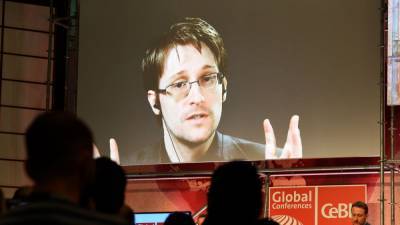 Сноуден уступил властям США гонорары за свою книгу - более $5 млн