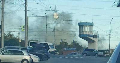 Пожар произошел на заводе в Новосибирске