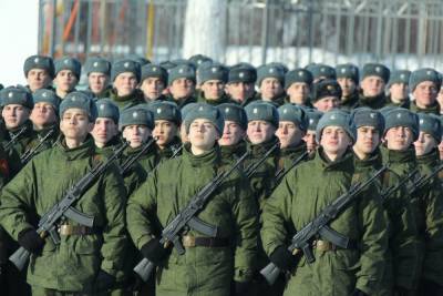 Более 3 тыс. петербуржцев призовут на военную службу осенью