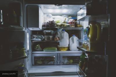 Топ-менеджер "Укрзализницы" прятал взятки в холодильнике