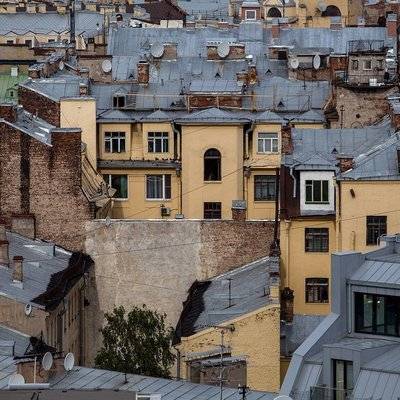 Власти Петербурга планируют ужесточить наказание за прогулки по крышам