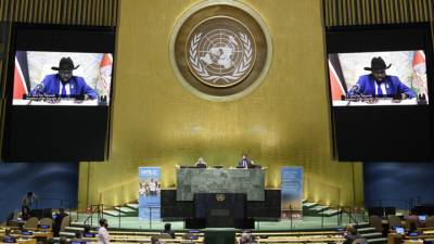 Браслеты и красные бусы: лидеры ряда стран прислали в ООН необычные видео