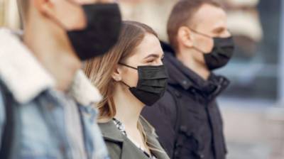 Ношение маски повышает шанс переболеть коронавирусом бессимптомно, - исследование