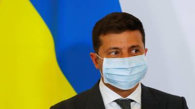 Зеленский заявил, что украинцы устали от карантина
