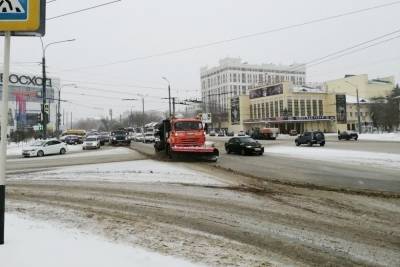 Власти Оренбуржья готовятся потратить миллионы на уборку снега возле Дома Советов