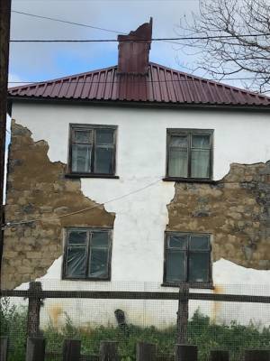 Дома в селе Черемшанка более полувека не могут дождаться ремонта фасадов