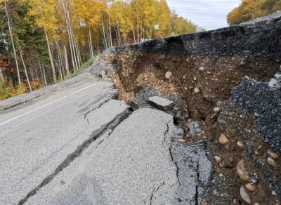 Гигантский разлом на трассе в Бурятии появился ещё до землетрясения