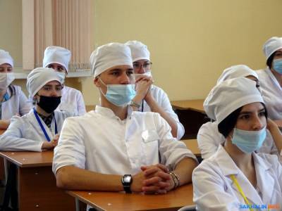 В Южно-Сахалинске наградили волонтеров, которые помогали во время самоизоляции