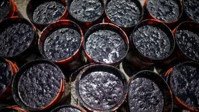 «На неизведанной территории»: аналитики ждут обвала цен на нефть