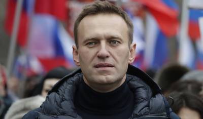 Навальный ответил на обвинение Путина о «самоотравлении»
