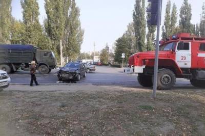 В Новочеркасске мотоциклист попал в больницу после ДТП с легковушкой