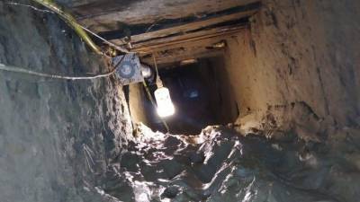 Фото тоннеля, вырытого сбежавшими из колонии в Дагестане заключенными