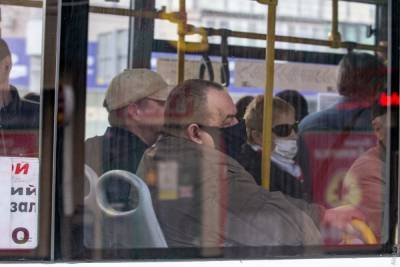 В Ростове начнут останавливать автобусы с пассажирами без масок