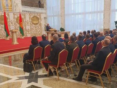Лукашенко принес президентскую присягу в шестой раз, но в режиме «тайной спецоперации» впервые