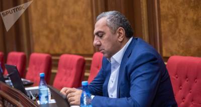 Не хочет сносить незаконную постройку: Самвел Алексанян подал в суд на мэрию