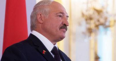 Лукашенко заявил, что вступает в должность с чувством гордости