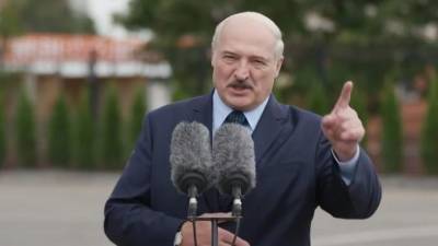 Лукашенко прокомментировал полет Ту-160 вдоль границ Белоруссии