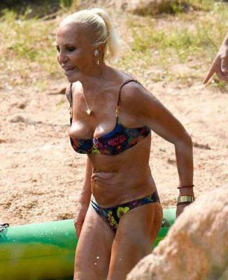 Тело 65-летней Донателлы Версаче в бикини шокировало фанатов