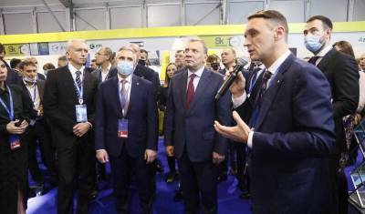 Тюменский нефтегазовый форум посетил российский вице-премьер