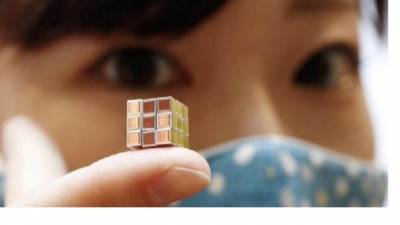 В Японии представили самый маленький в мире кубик Рубика