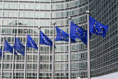 Еврокомиссия предлагает упростить расселение мигрантов по странам ЕС