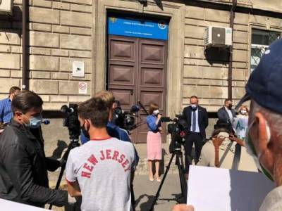 Протест у ЦИК Молдавии: оппозиция требует «пресечь фальсификацию»