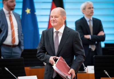 Кабмин Германии одобрил бюджет на 2021г с 96,2 млрд евро нового долга