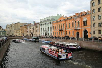 В Петербурге каждый второй водитель гидроцикла или катера нарушает правила безопасности