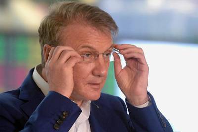 Греф отреагировал на возможную покупку Тинькофф Банка «Яндексом»