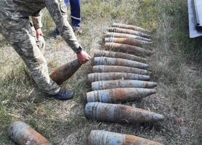 На Луганщине обнаружили схрон с артиллерийскими снарядами возле жилых домов