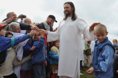 В Сибири арестовали "российского Иисуса", организовавшего секту