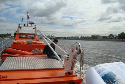 23 маломерных судна арестовали в Петербурге за короткую навигацию