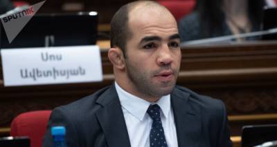 Место Арсена Джулфалакяна в парламенте Армении занял новый кандидат от "Моего шага"