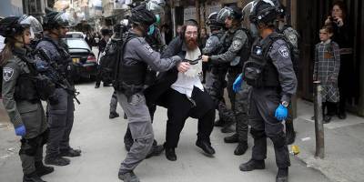Ультраортодоксы выгоняют полицейских из Меа Шеарим (видео)