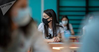 Новые исключения из правила: кому в армянских школах необязательно носить маску