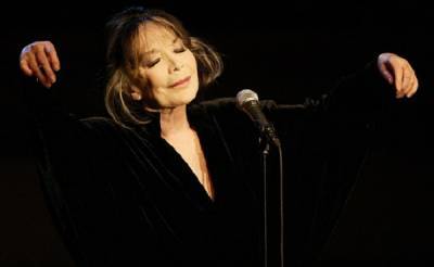 Франция скорбит после известий о смерти певицы Жюльетт Греко