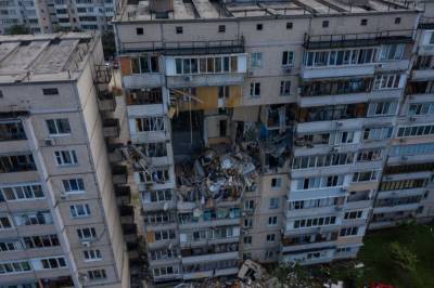 Взрыв дома на Позняках: стартовали подготовительные работы перед укреплением здания