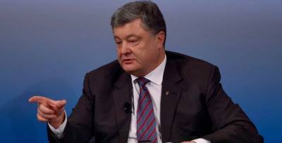 Порошенко раскритиковали за новое заявление по Донбассу: "Провоцирует и подбивает военных к..."